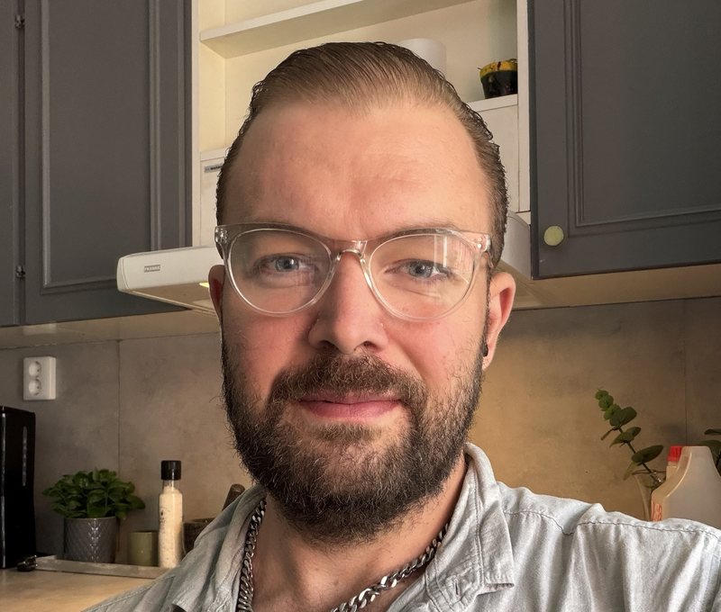 Simon Frisk, grundare av Dinprogrammerare